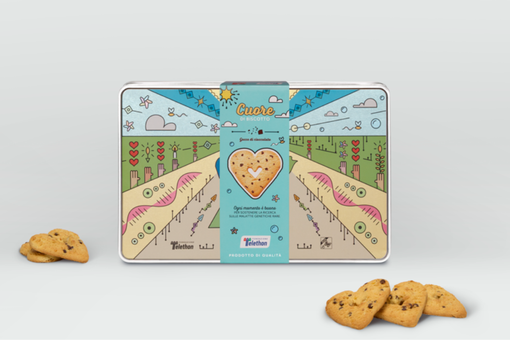 Cuore di biscotto con gocce di cioccolato